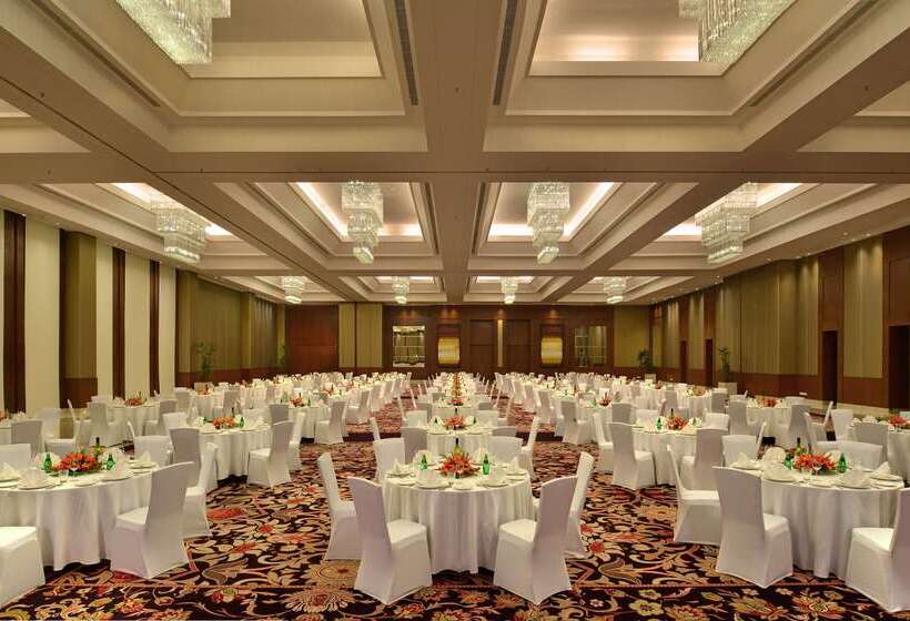 فندق Park Plaza Chandigarh Zirakpur