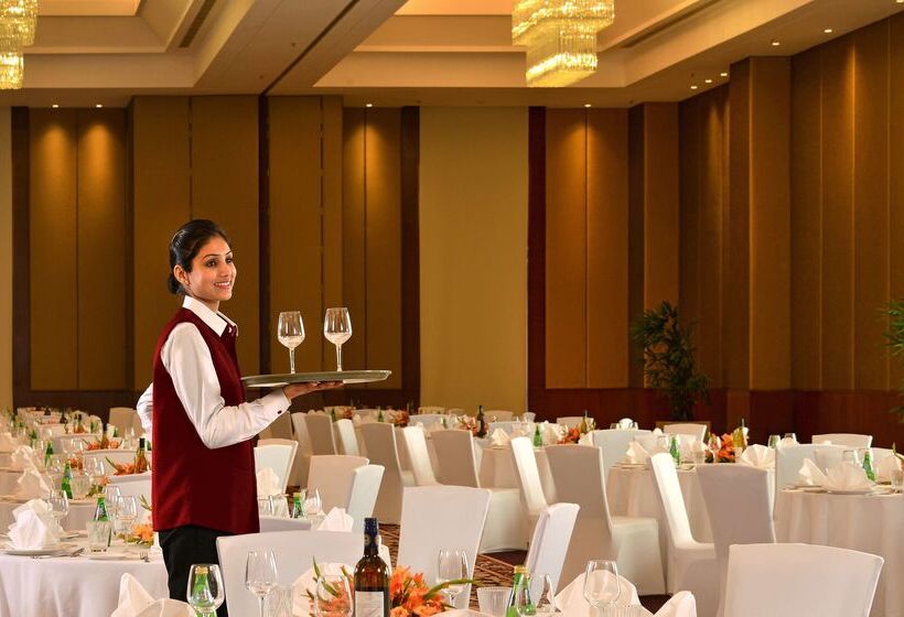 فندق Park Plaza Chandigarh Zirakpur