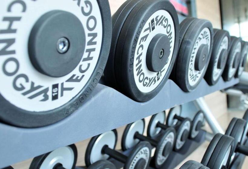 فندق Park Plaza Chandigarh Zirakpur