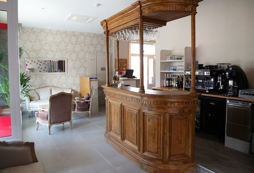 בית מלון כפרי Restaurant Le Lion D Or