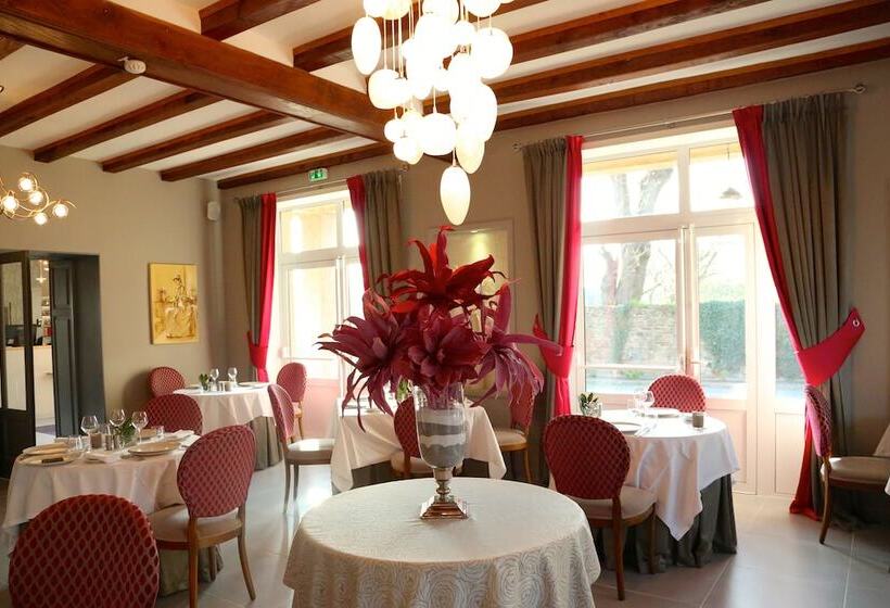 Отель Restaurant Le Lion D Or