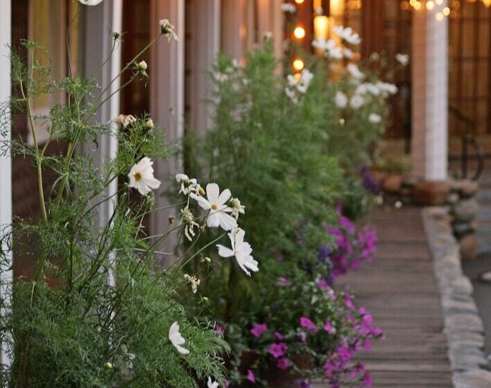 فندق River Ranch Lodge & Restaurant