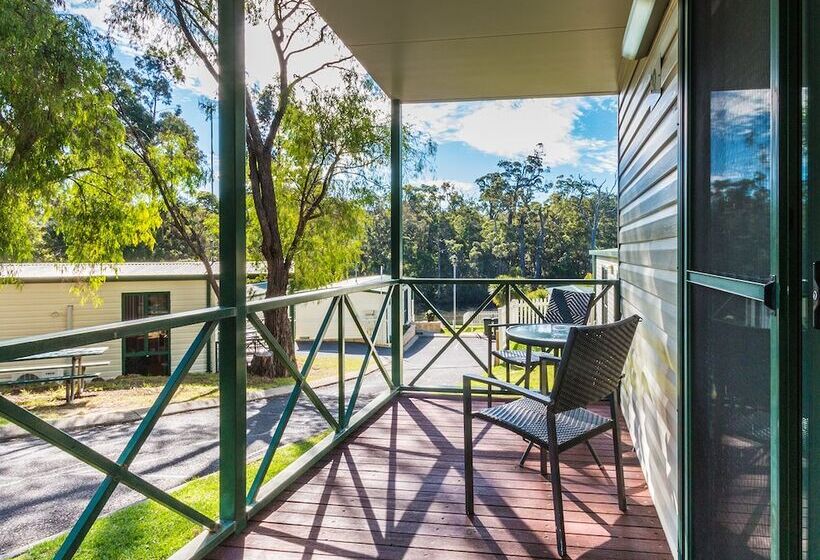 هتل Riverview Tourist Park