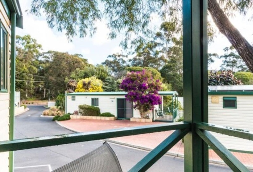 هتل Riverview Tourist Park