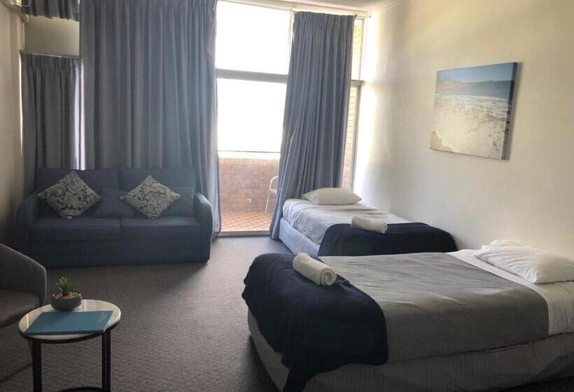 فندق Seabreeze Beach