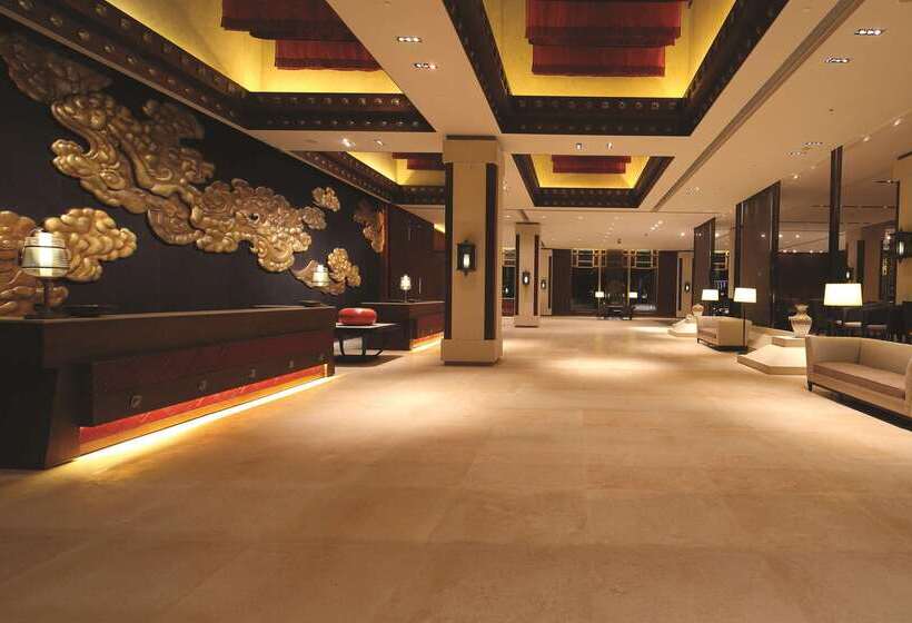 ホテル Shangrila Lhasa