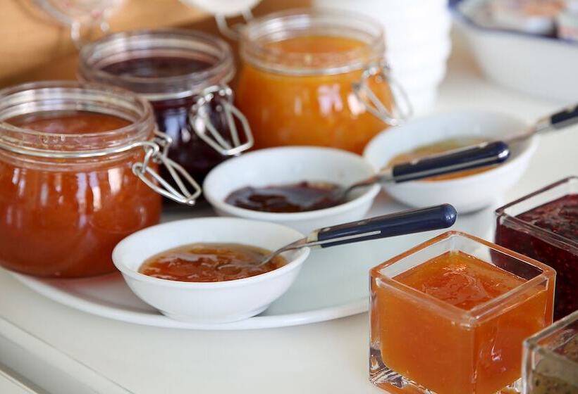 Отель Skyros Ammos