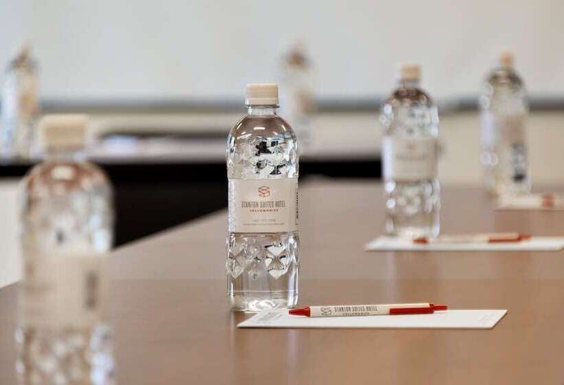 Stanton Suites Hotel Yellowknife