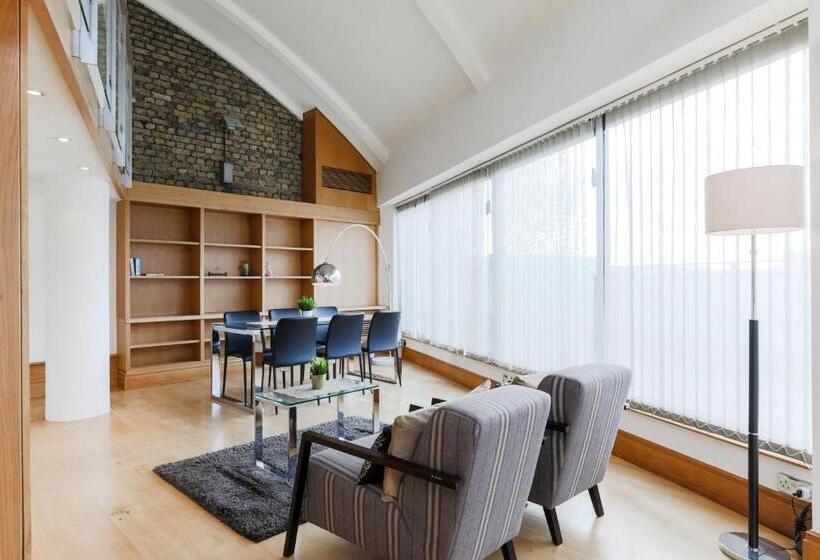 Отель Stayinn Monument