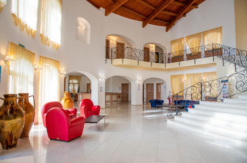 호텔 Th Le Castella   Baia Degli Dei Village