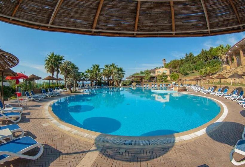 호텔 Th Le Castella   Baia Degli Dei Village