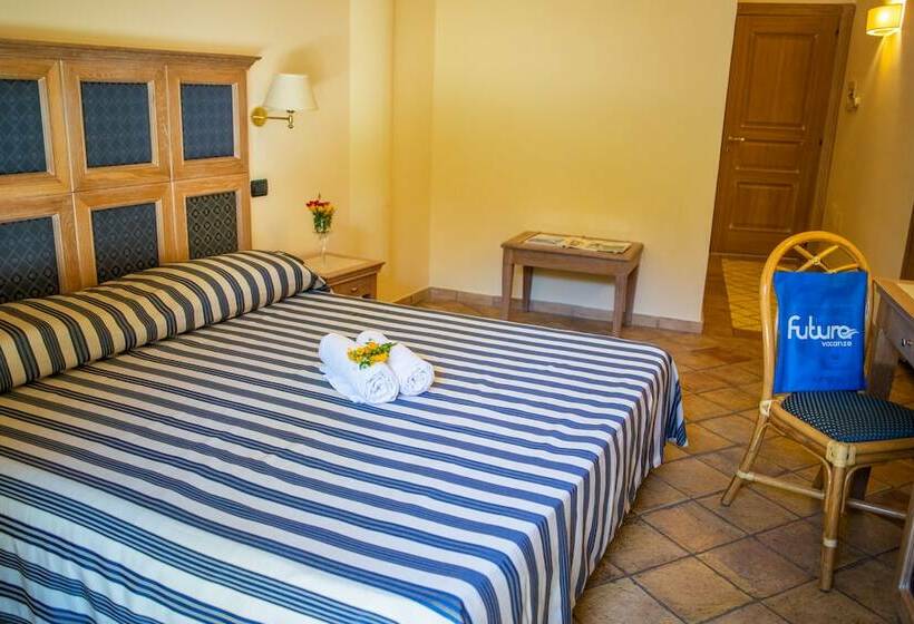 호텔 Th Le Castella   Baia Degli Dei Village