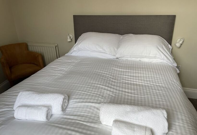 Отель Duke Of Cornwall