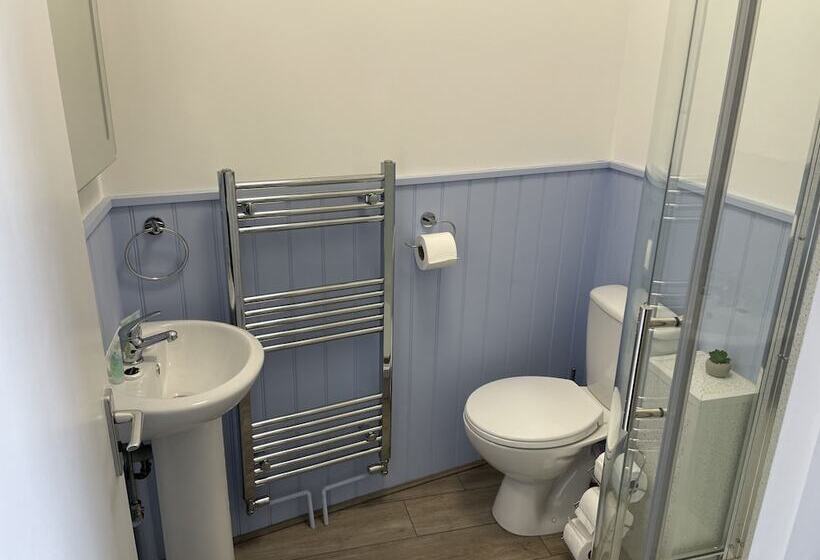 Отель Duke Of Cornwall