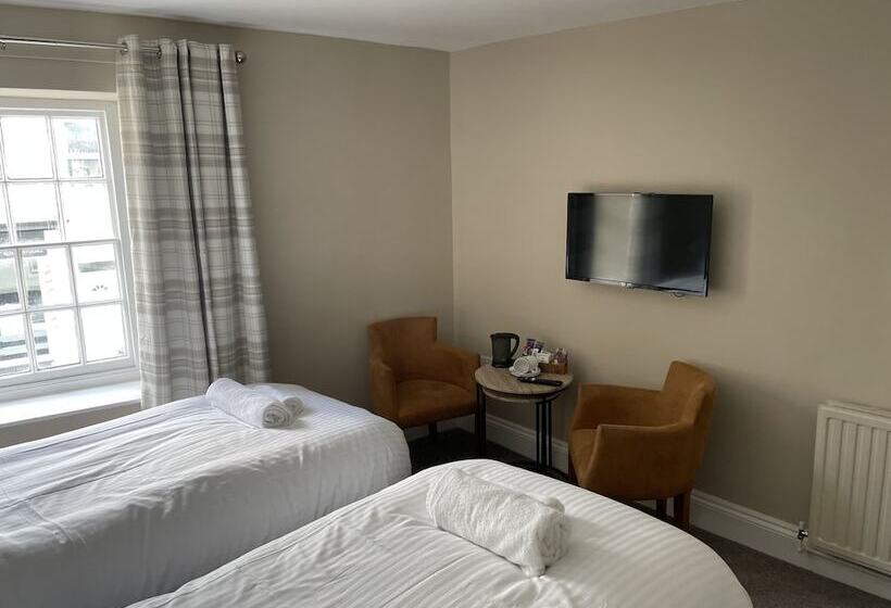 Отель Duke Of Cornwall