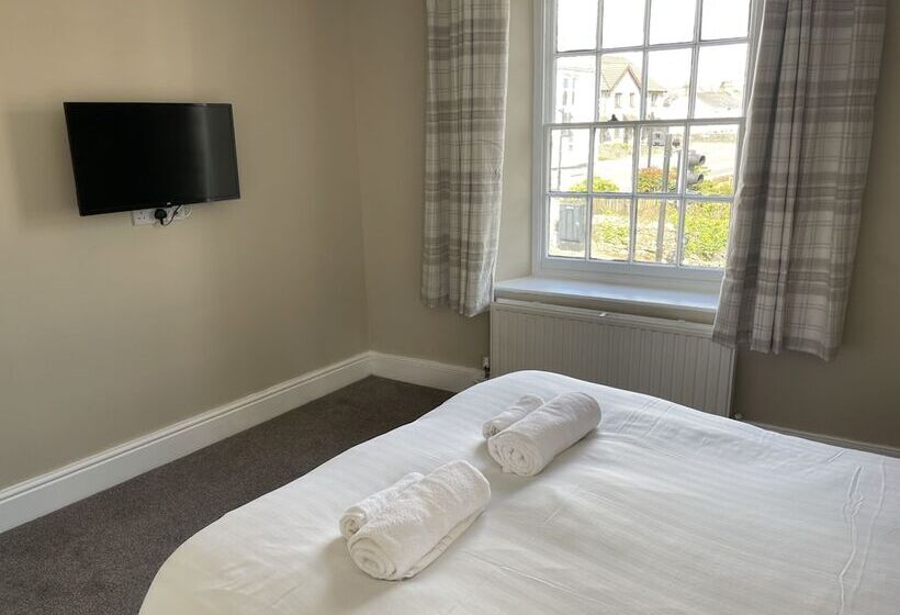 Отель Duke Of Cornwall