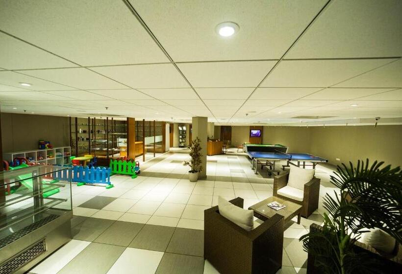 ホテル The Gold Beach Resort