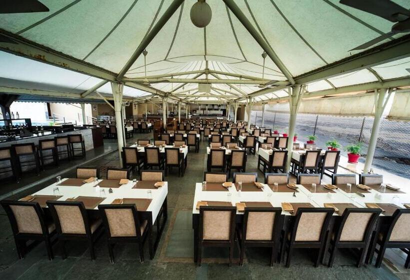 ホテル The Gold Beach Resort