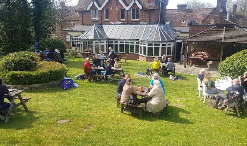 فندق The Inn On The Green