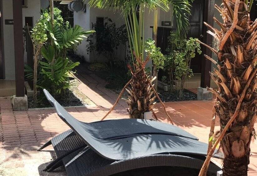 Отель Tropical Resort Langkawi