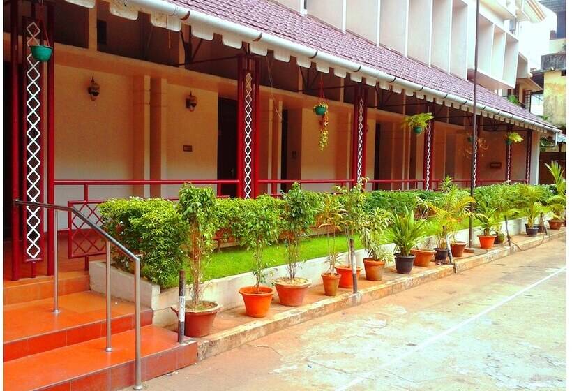 酒店 Ymca International House