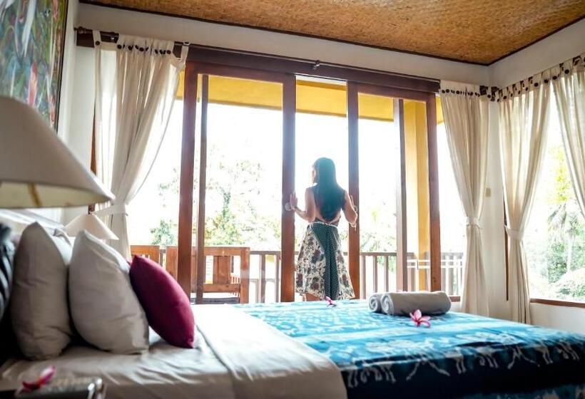 Jati 3 Bungalows And Spa