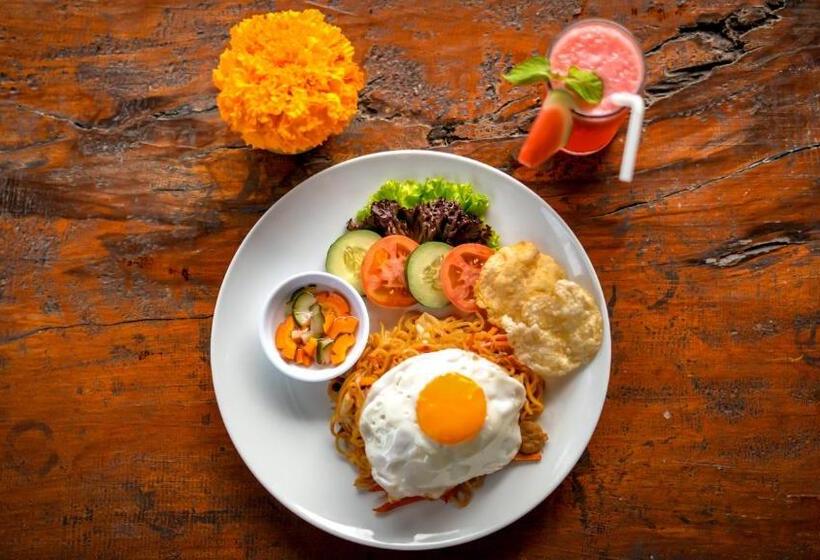 Jati 3 Bungalows And Spa