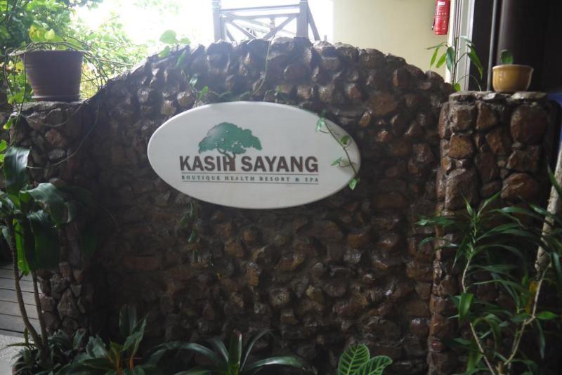 Kasih Sayang Hill Resort