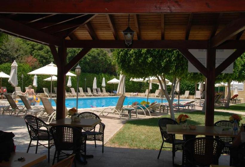 Kotzias Beach Apartments