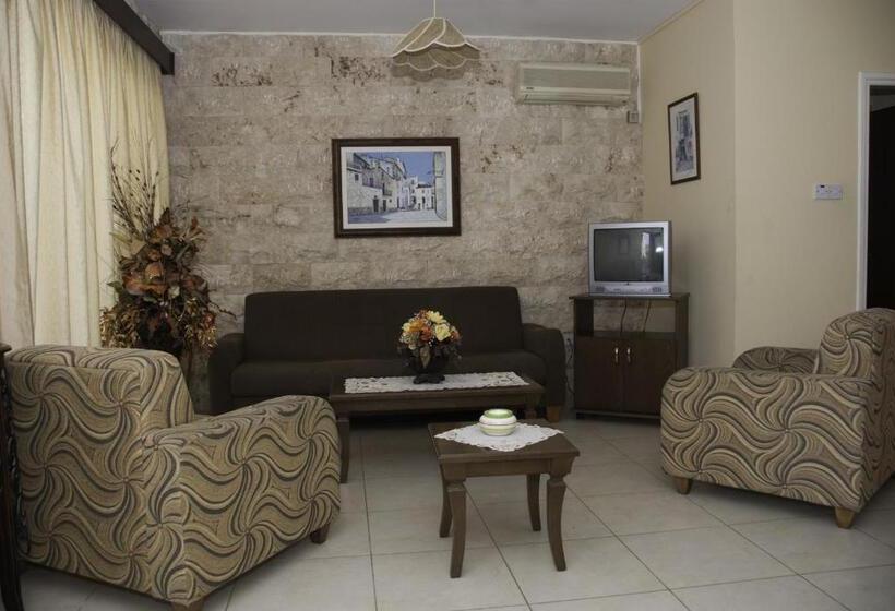 Kotzias Beach Apartments