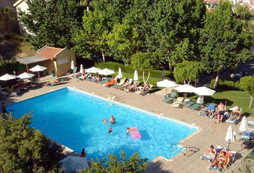 Kotzias Beach Apartments