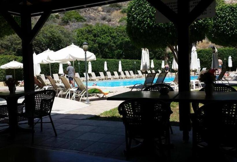 Kotzias Beach Apartments