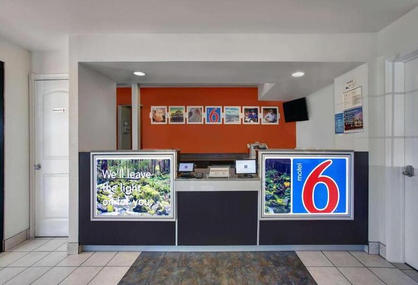מוטל Park Inn By Radisson, Livermore