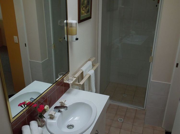 Cotton Tree Beach Motel