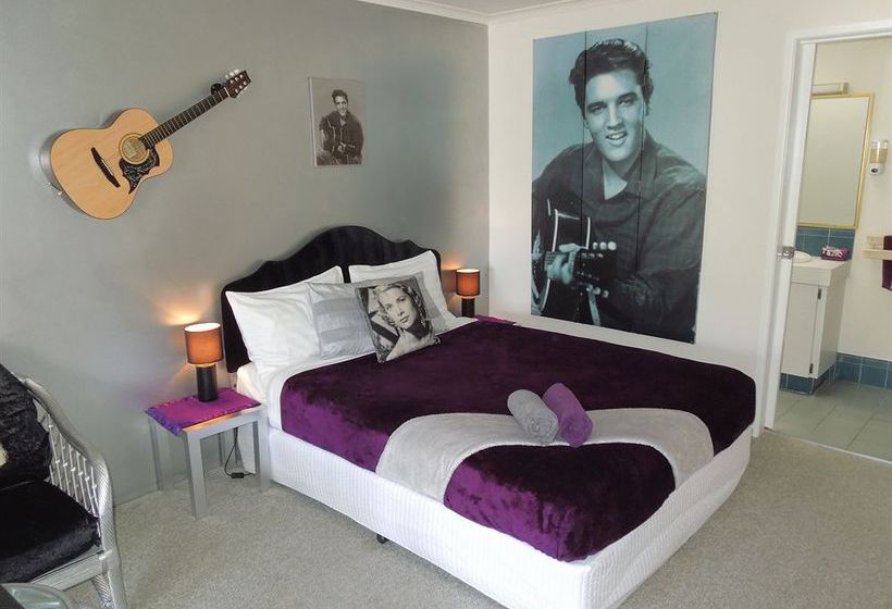 Cotton Tree Beach Motel