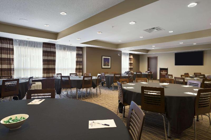 Microtel Inn & Suites By Wyndham Lloydminster