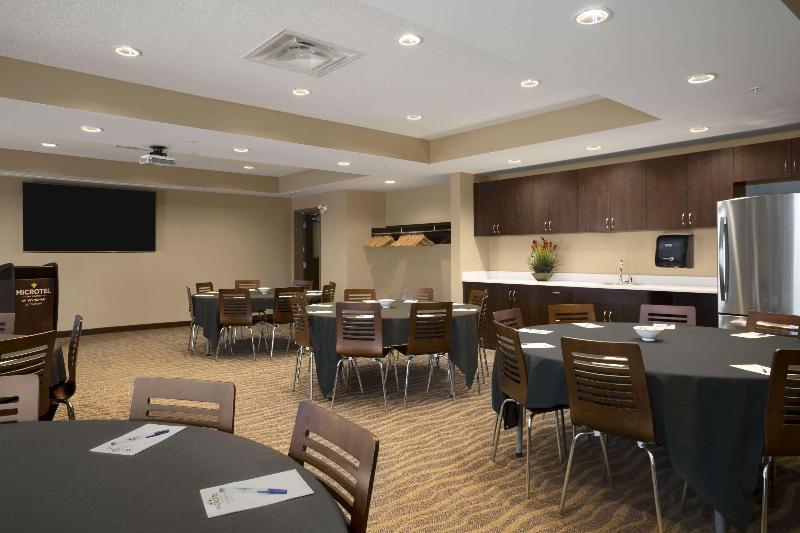 Microtel Inn & Suites By Wyndham Lloydminster