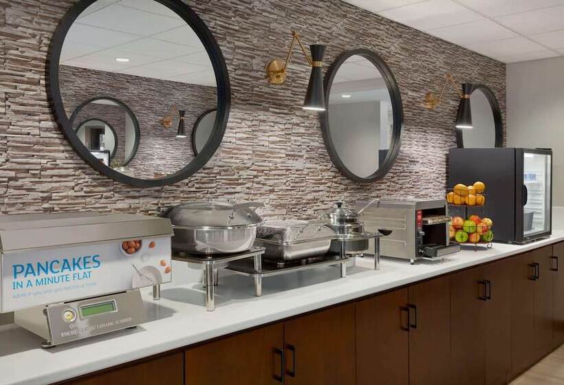 Microtel Inn & Suites By Wyndham Lloydminster