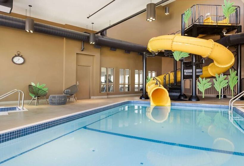 Microtel Inn & Suites By Wyndham Lloydminster