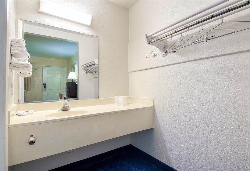 Motel 6 Anaheim Stadium - Orange