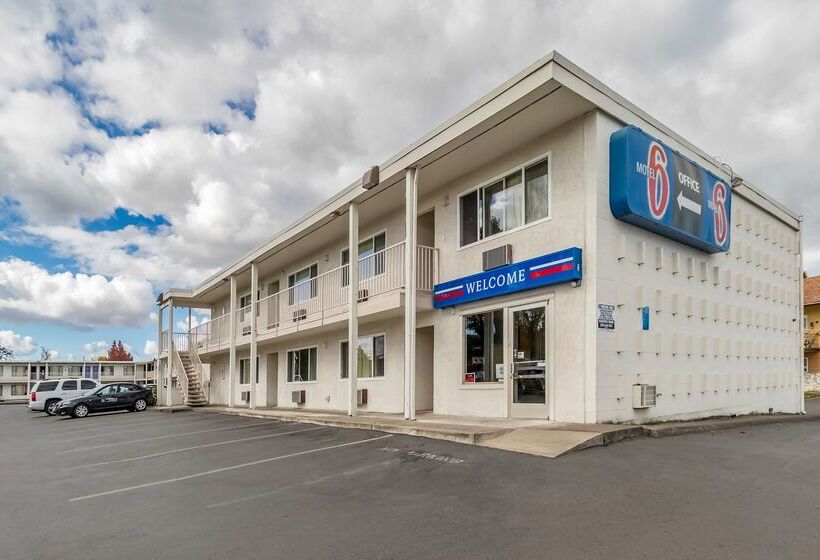 Motel 6 Beaverton, Or