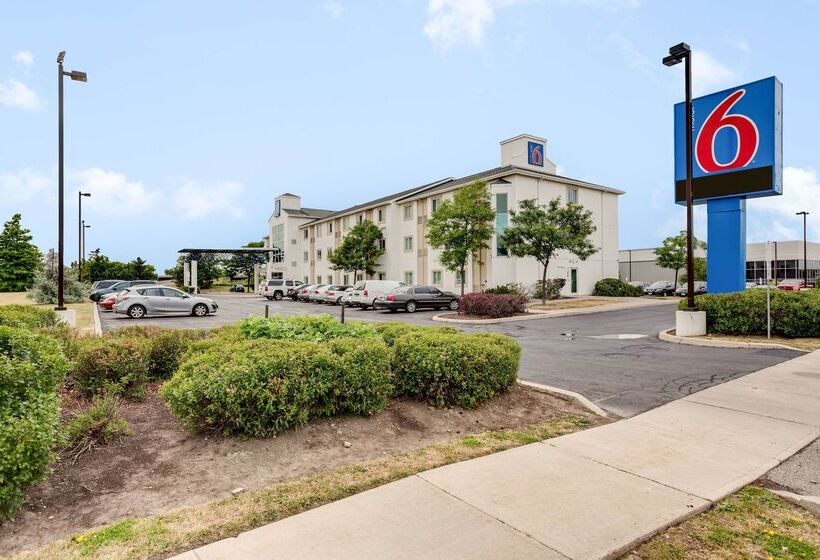 Motel 6 Brampton, On Toronto