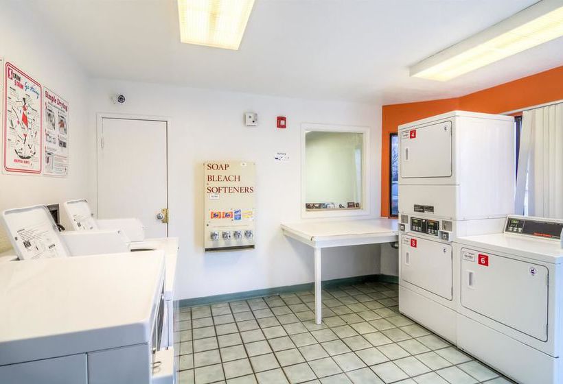 Motel 6 Chicago - Elk Grove