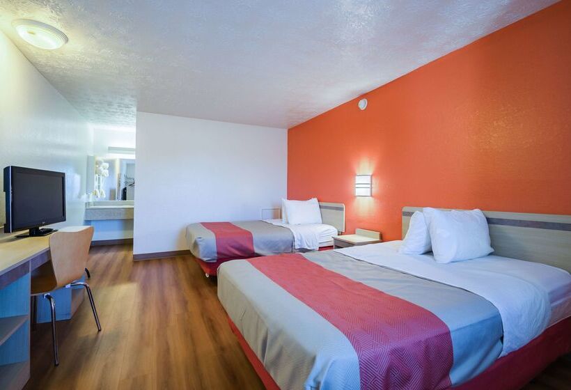 Motel 6 Commerce, Ga