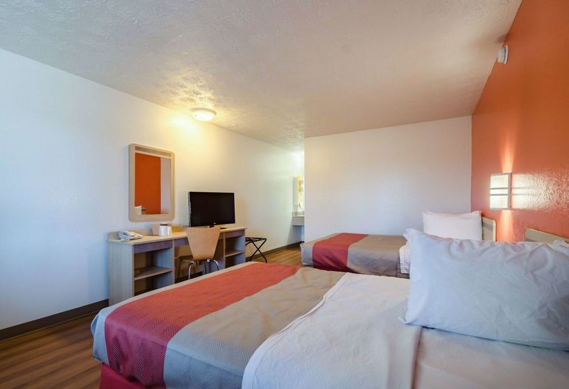 Motel 6 Commerce, Ga