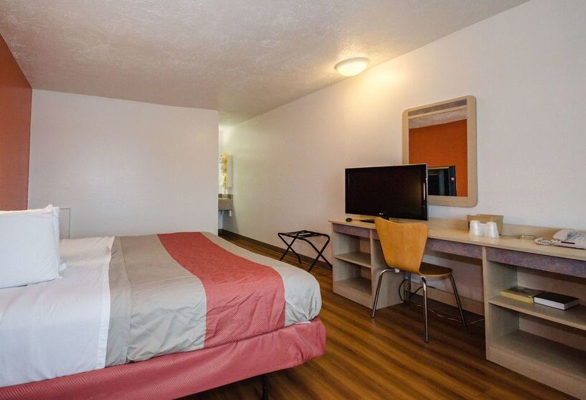 Motel 6 Commerce, Ga