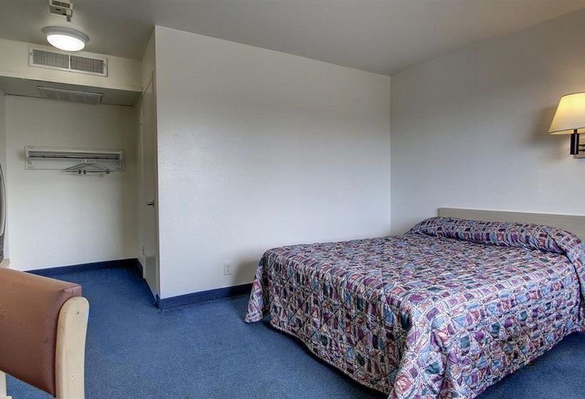 Motel 6 Des Moines South - Airport