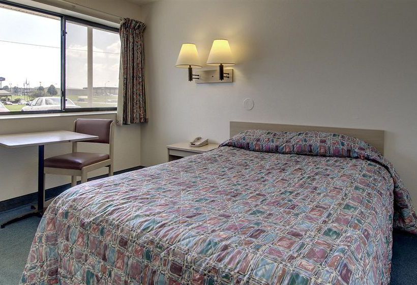 Motel 6 Des Moines South - Airport