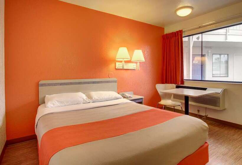 Motel 6 Elizabethtown