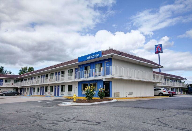 Motel 6 Elkton, Md